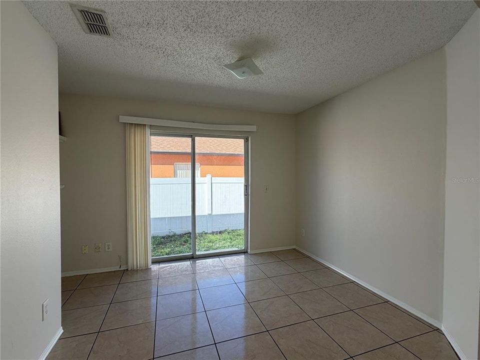 For Rent: $2,350 (3 beds, 2 baths, 1356 Square Feet)