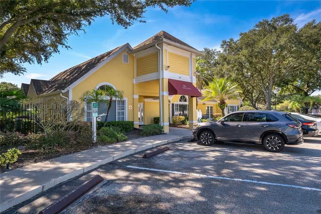 For Rent: $1,700 (2 beds, 2 baths, 993 Square Feet)