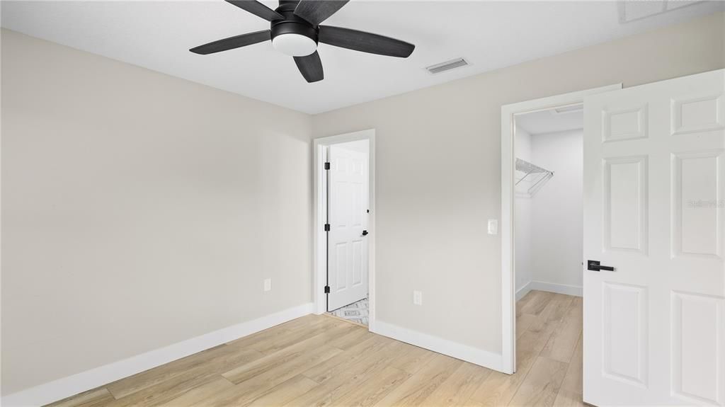 For Sale: $650,000 (3 beds, 2 baths, 1934 Square Feet)