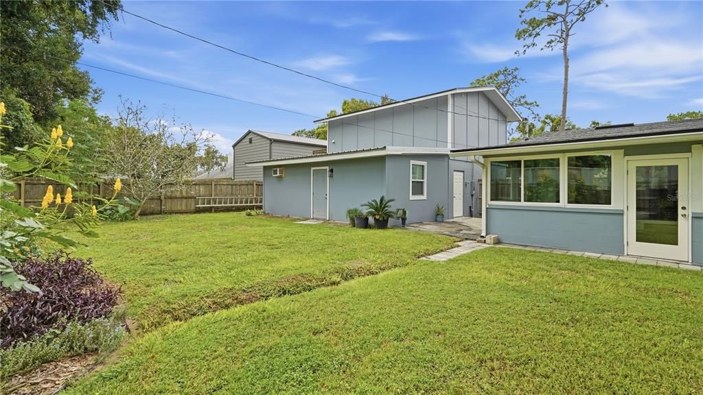 For Sale: $650,000 (3 beds, 2 baths, 1934 Square Feet)