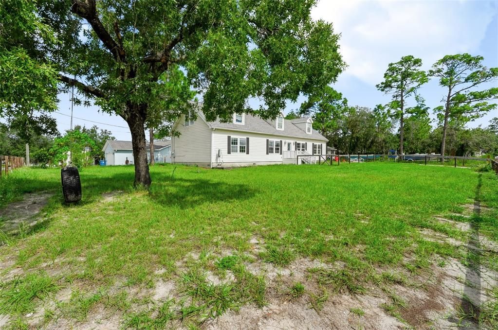 For Sale: $400,000 (4 beds, 2 baths, 2881 Square Feet)