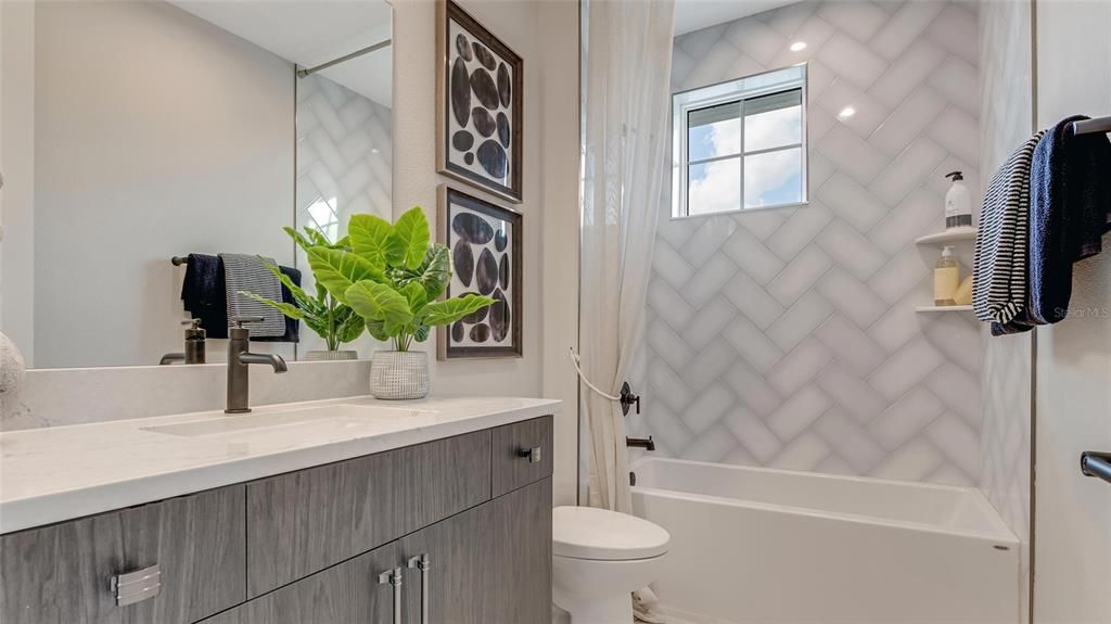 For Sale: $461,990 (2 beds, 2 baths, 1968 Square Feet)