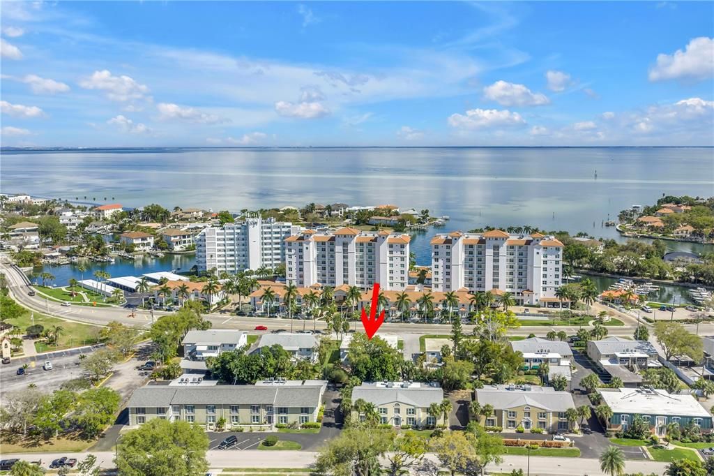 For Sale: $285,000 (2 beds, 2 baths, 1100 Square Feet)