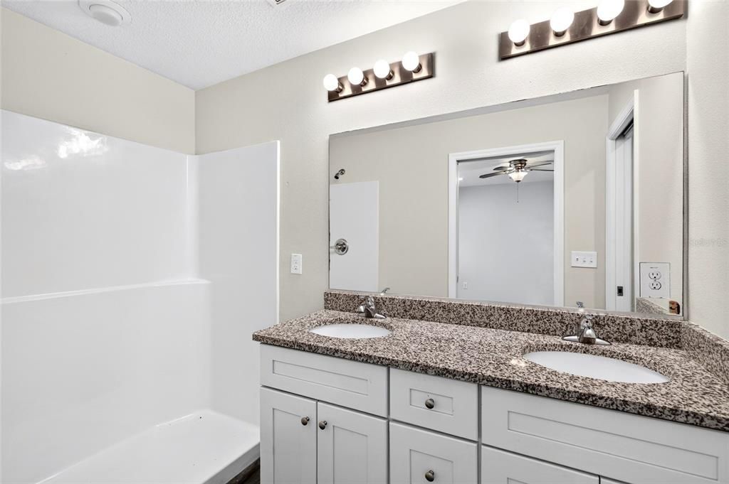 For Sale: $239,900 (3 beds, 2 baths, 1300 Square Feet)