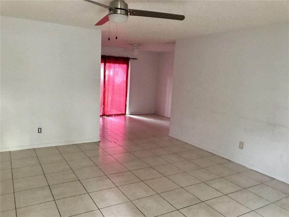 В аренду: $1,860 (2 спален, 2 ванн, 1050 Квадратных фут)