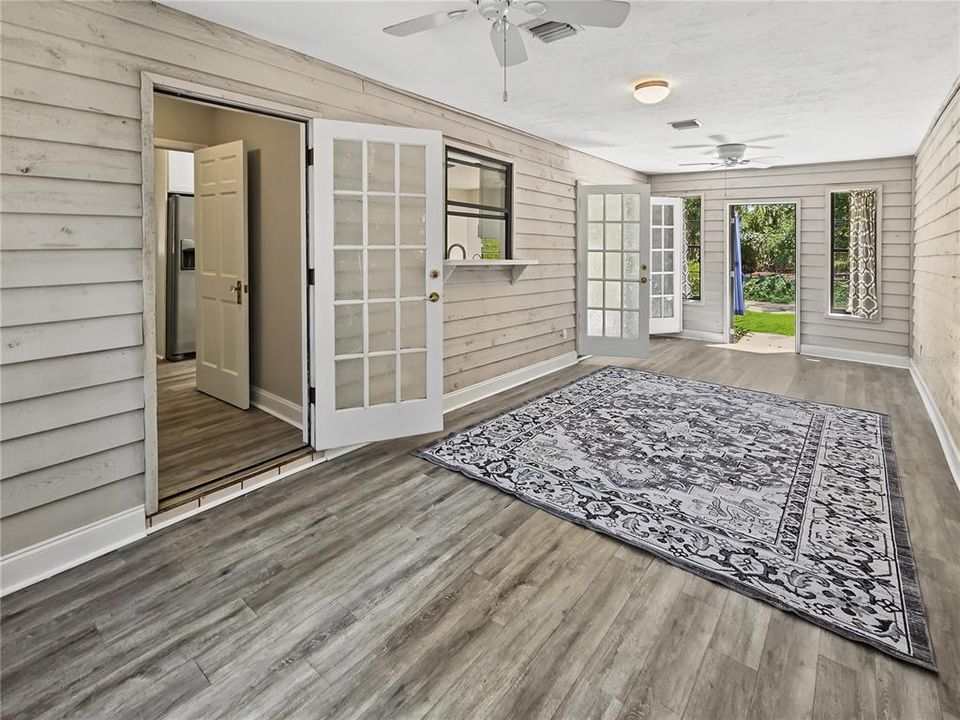 For Sale: $525,000 (3 beds, 2 baths, 1895 Square Feet)