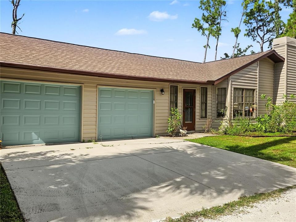 For Sale: $525,000 (3 beds, 2 baths, 1895 Square Feet)