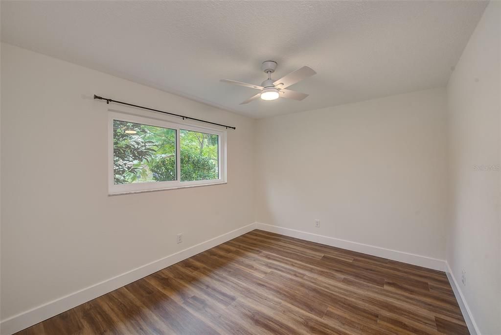 For Rent: $3,500 (4 beds, 2 baths, 1614 Square Feet)