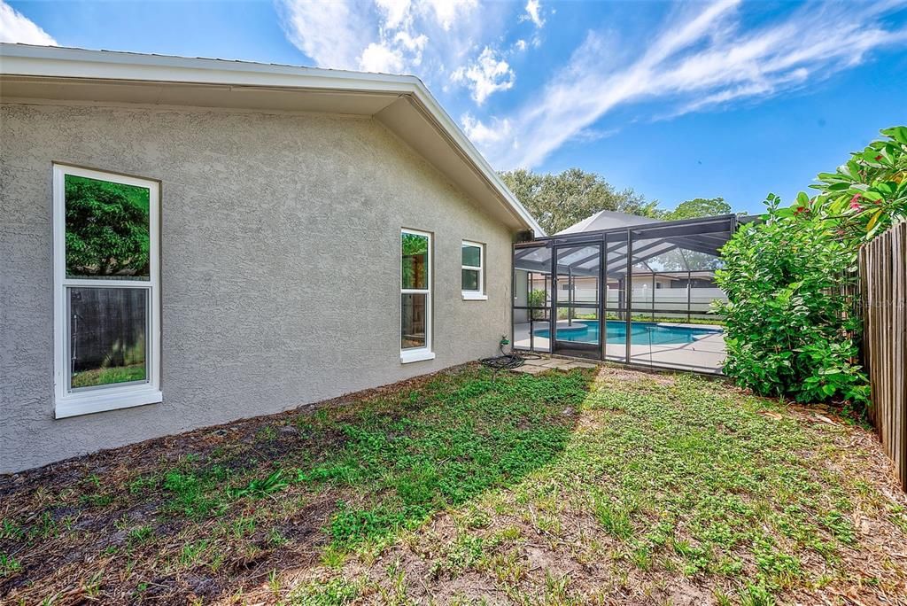 For Rent: $3,500 (4 beds, 2 baths, 1614 Square Feet)