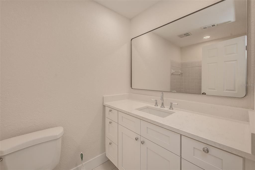 For Rent: $3,500 (4 beds, 2 baths, 1614 Square Feet)