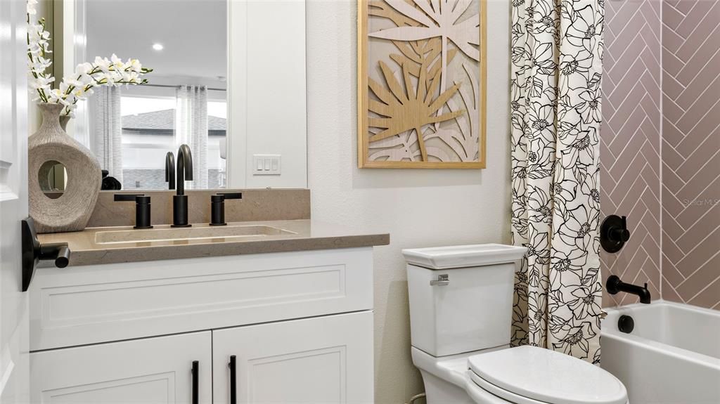 For Sale: $579,990 (3 beds, 3 baths, 2490 Square Feet)