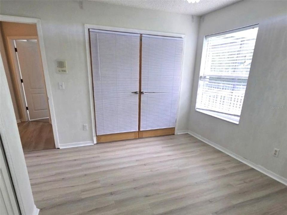 En Venta: $452,000 (4 camas, 3 baños, 2469 Pies cuadrados)