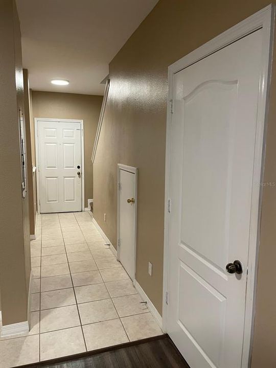 For Rent: $1,750 (2 beds, 2 baths, 1071 Square Feet)