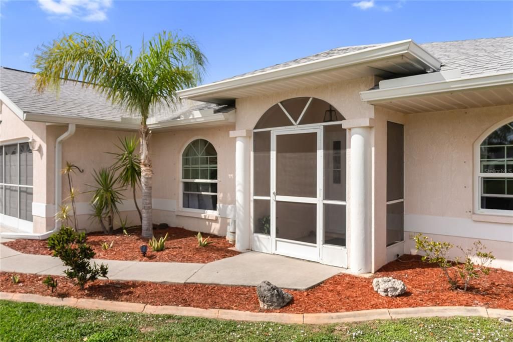 For Sale: $344,000 (3 beds, 2 baths, 1599 Square Feet)