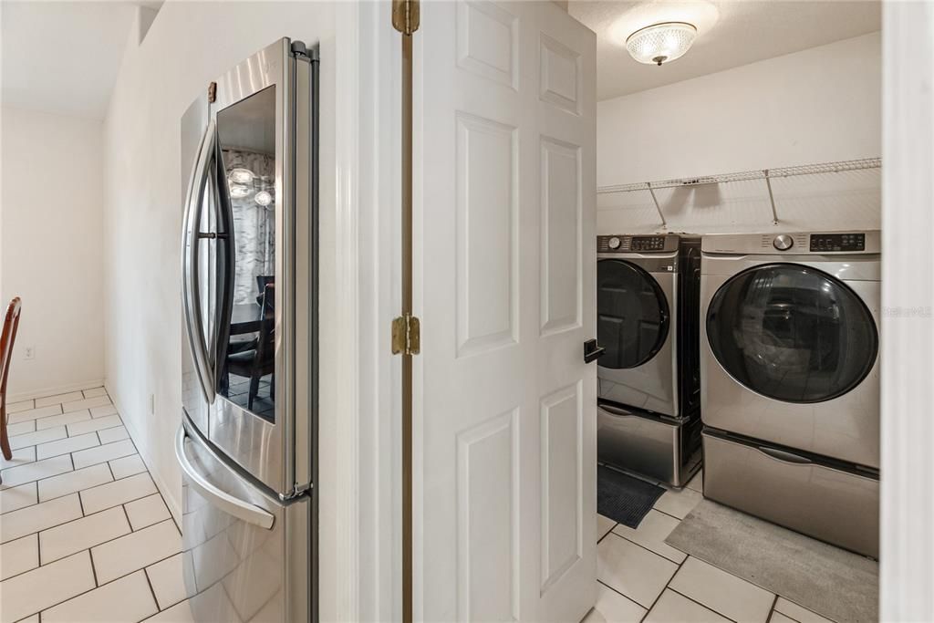 For Sale: $344,000 (3 beds, 2 baths, 1599 Square Feet)