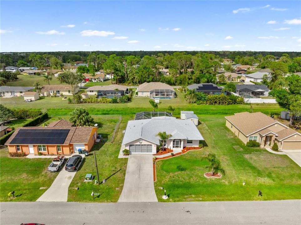 For Sale: $344,000 (3 beds, 2 baths, 1599 Square Feet)