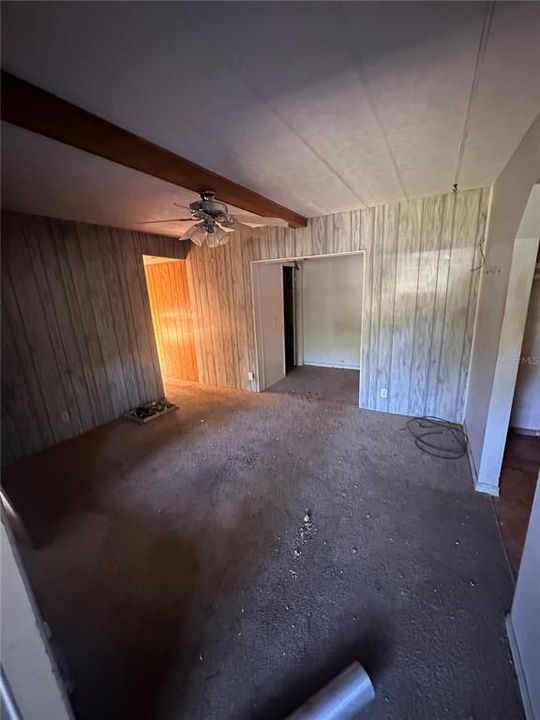 For Sale: $64,000 (3 beds, 1 baths, 997 Square Feet)