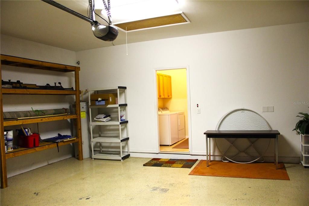 For Sale: $290,000 (3 beds, 2 baths, 1402 Square Feet)