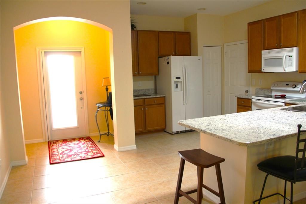 For Sale: $290,000 (3 beds, 2 baths, 1402 Square Feet)