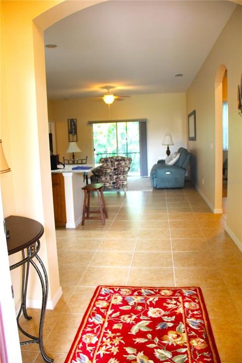 For Sale: $290,000 (3 beds, 2 baths, 1402 Square Feet)