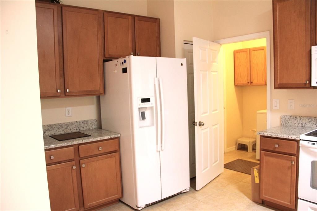 For Sale: $290,000 (3 beds, 2 baths, 1402 Square Feet)