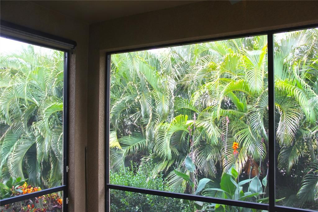 For Sale: $290,000 (3 beds, 2 baths, 1402 Square Feet)