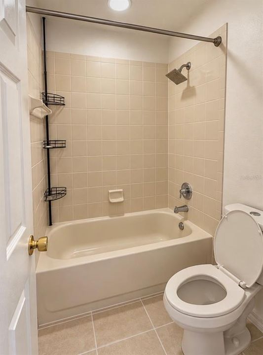 For Rent: $2,895 (4 beds, 3 baths, 2629 Square Feet)