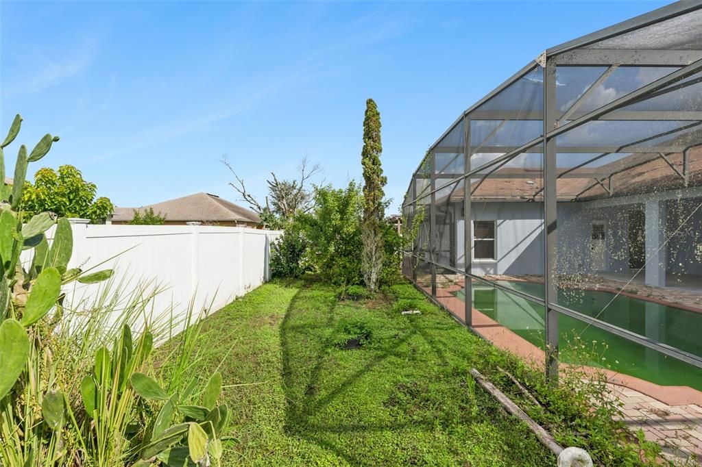 For Sale: $349,900 (3 beds, 2 baths, 1876 Square Feet)