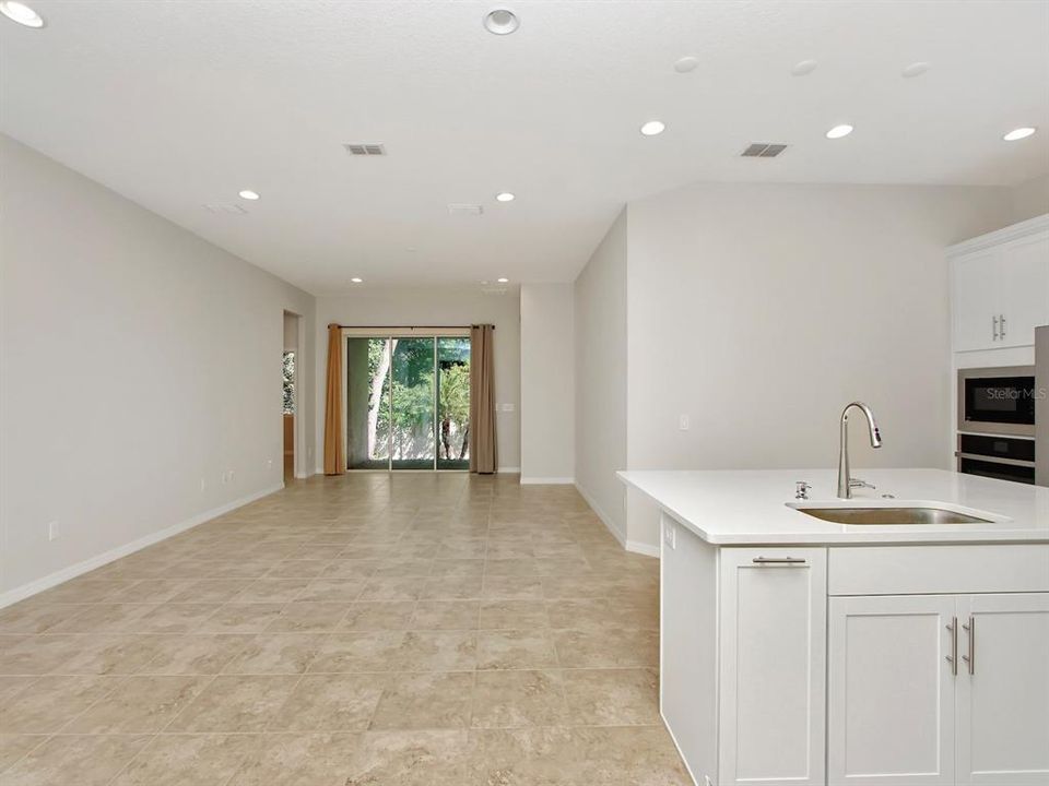 For Sale: $495,000 (4 beds, 3 baths, 2224 Square Feet)
