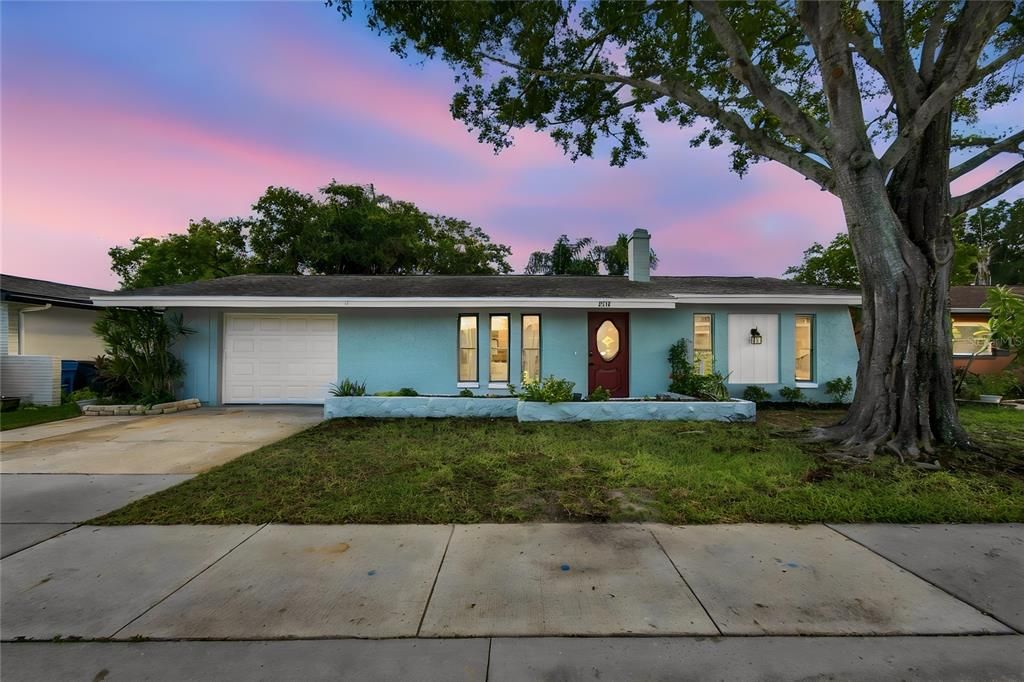 For Sale: $404,000 (3 beds, 2 baths, 1499 Square Feet)