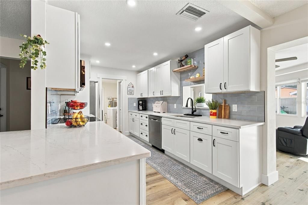 For Sale: $404,000 (3 beds, 2 baths, 1499 Square Feet)