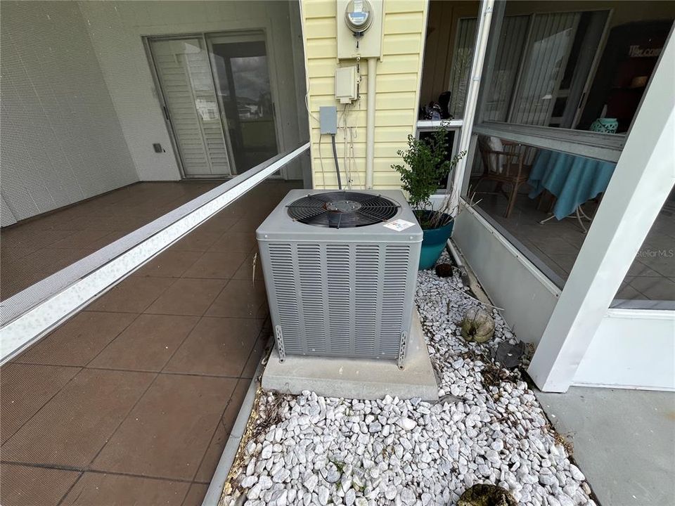 En Venta: $155,000 (2 camas, 2 baños, 1078 Pies cuadrados)