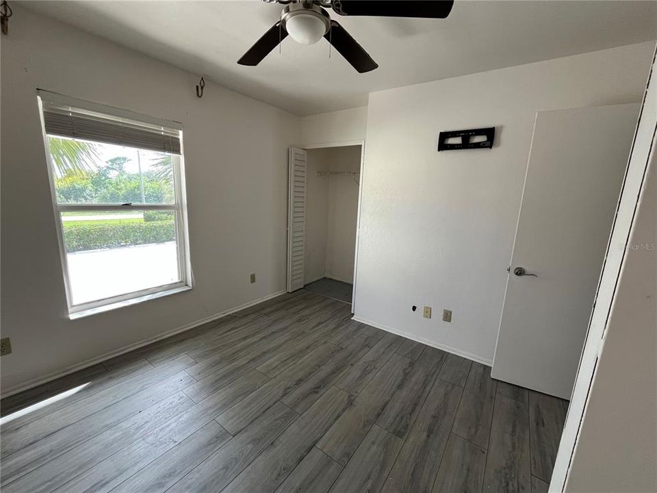 En Venta: $155,000 (2 camas, 2 baños, 1078 Pies cuadrados)