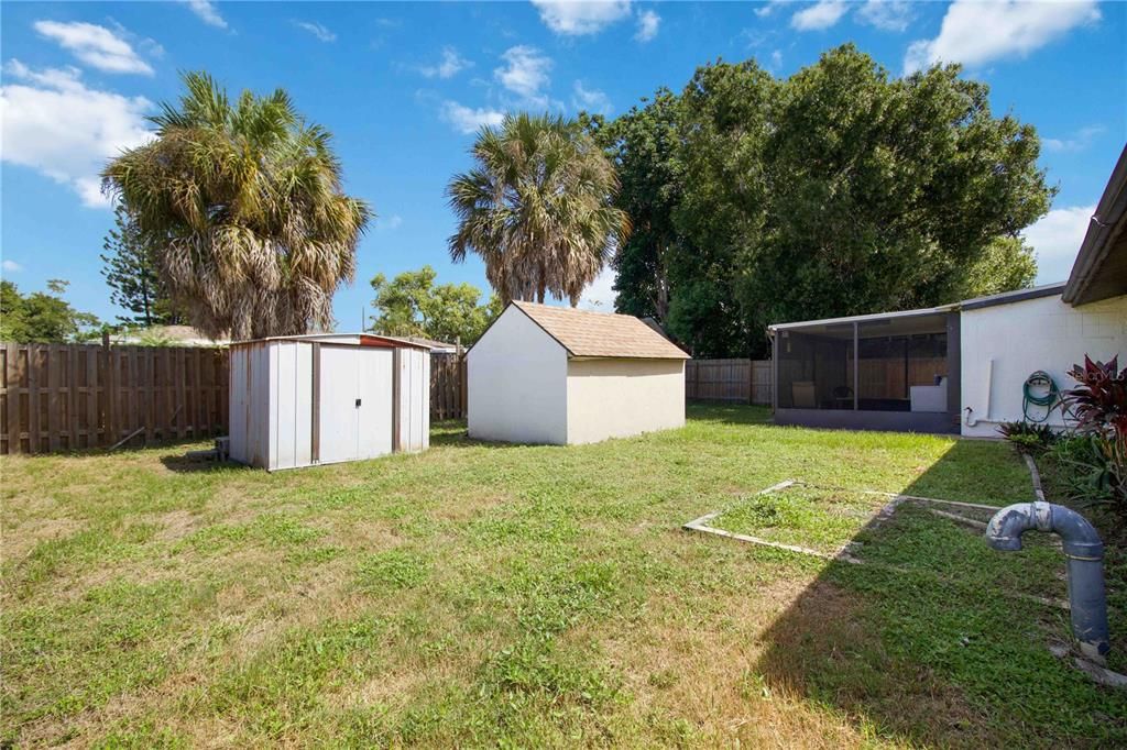 For Sale: $359,000 (4 beds, 2 baths, 1108 Square Feet)