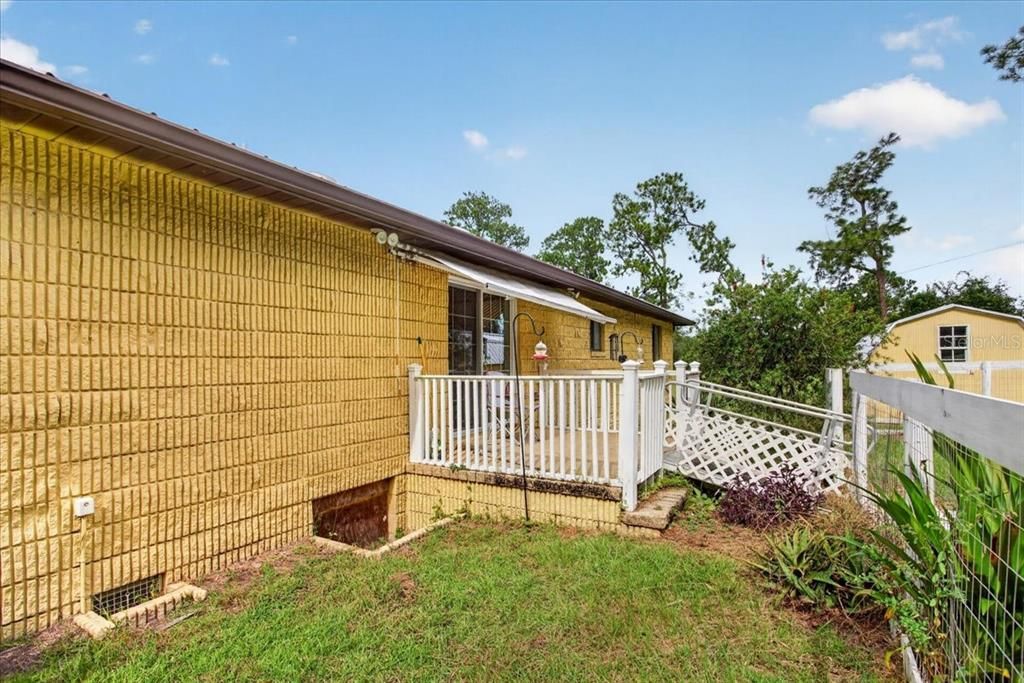 For Sale: $365,000 (3 beds, 2 baths, 1644 Square Feet)