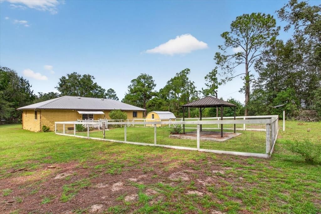 For Sale: $365,000 (3 beds, 2 baths, 1644 Square Feet)