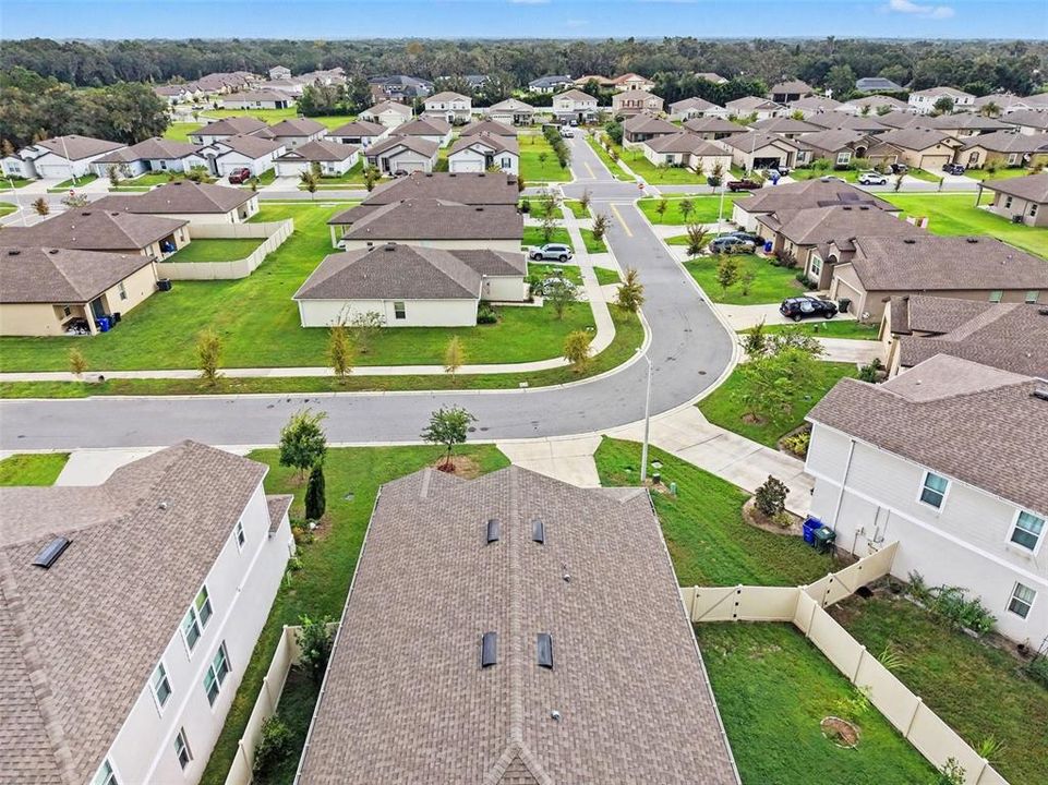 На продажу: $369,900 (4 спален, 2 ванн, 2000 Квадратных фут)