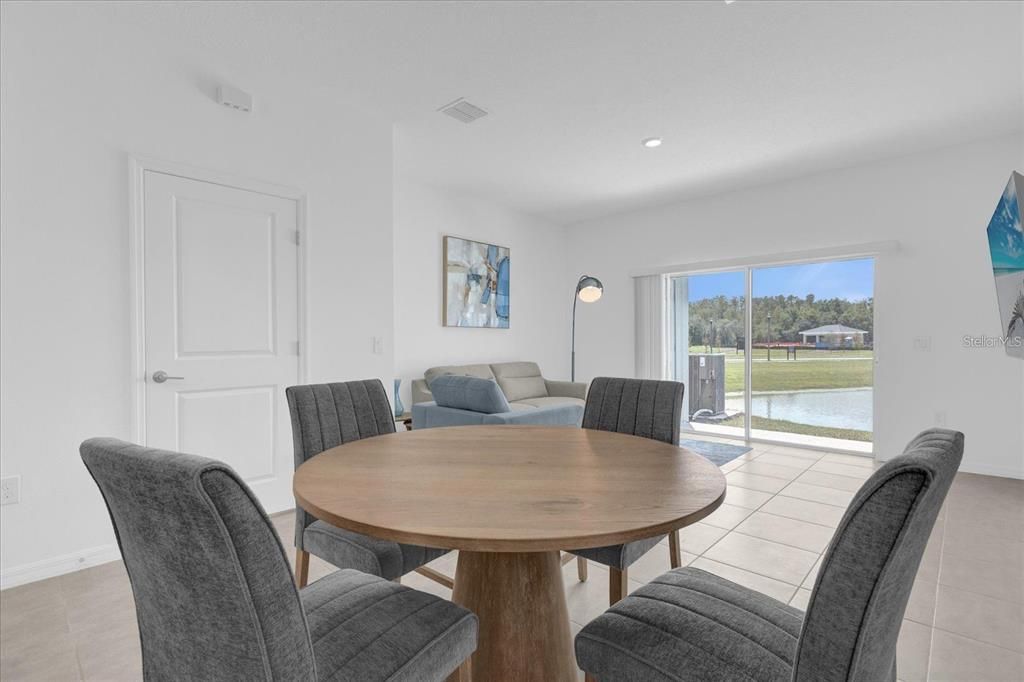 For Rent: $2,000 (3 beds, 2 baths, 1275 Square Feet)