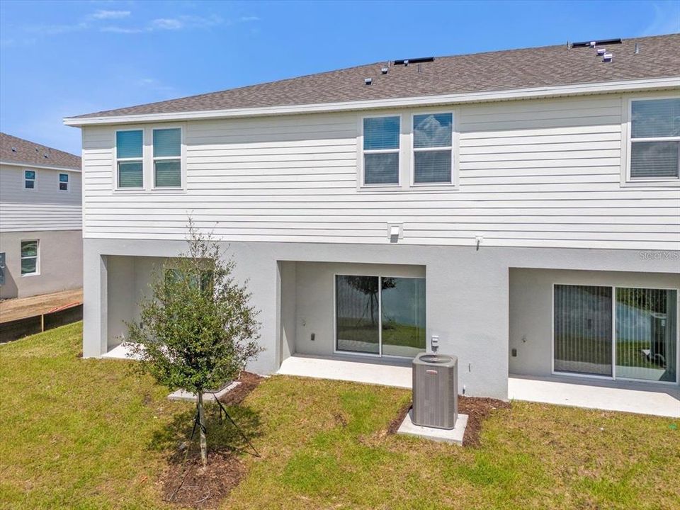 For Rent: $2,000 (3 beds, 2 baths, 1275 Square Feet)