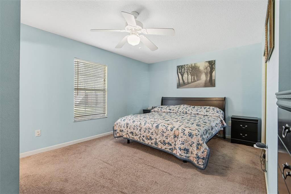 For Sale: $265,000 (3 beds, 2 baths, 1256 Square Feet)