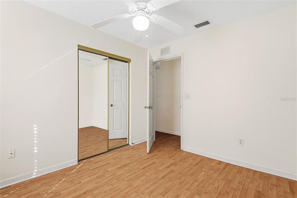 For Sale: $265,000 (3 beds, 2 baths, 1256 Square Feet)
