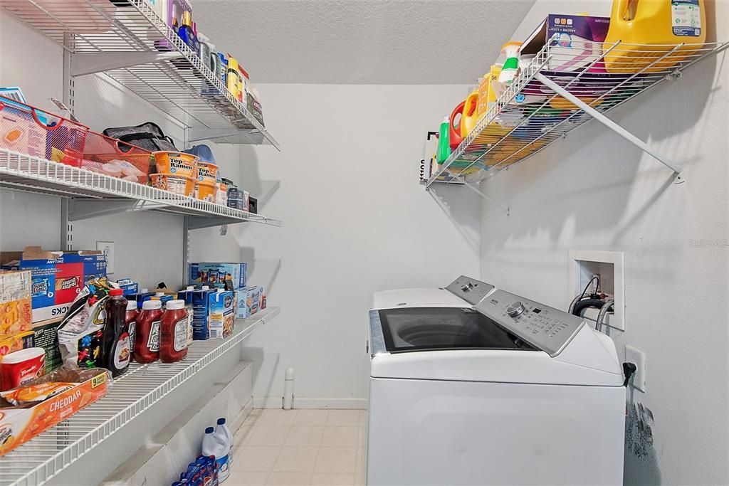 For Sale: $265,000 (3 beds, 2 baths, 1256 Square Feet)