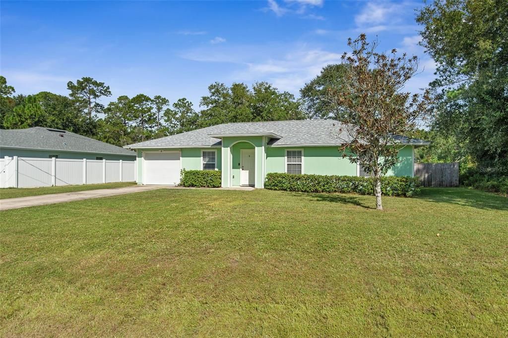 For Sale: $265,000 (3 beds, 2 baths, 1256 Square Feet)
