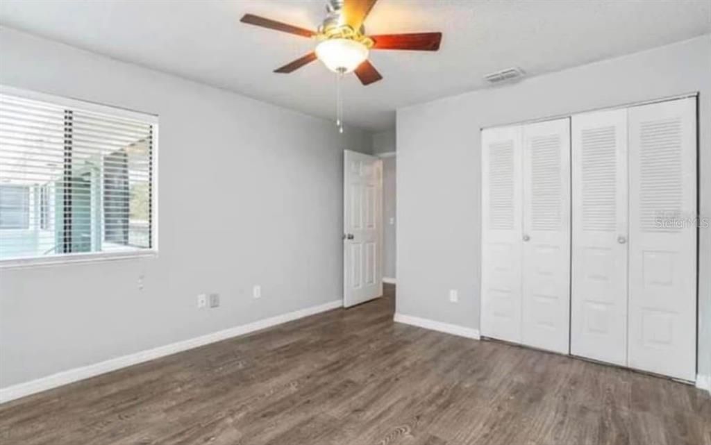 For Sale: $199,000 (2 beds, 2 baths, 1139 Square Feet)