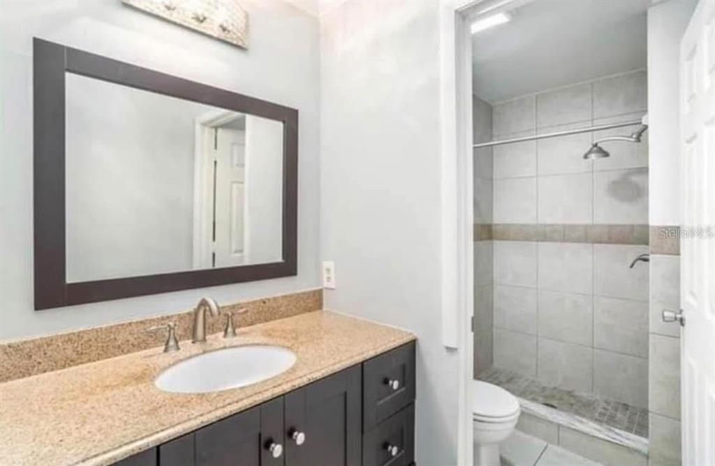 For Sale: $199,000 (2 beds, 2 baths, 1139 Square Feet)