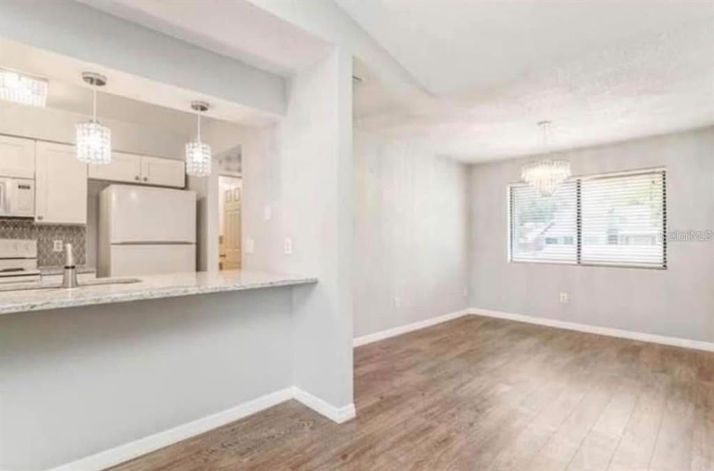 For Sale: $199,000 (2 beds, 2 baths, 1139 Square Feet)