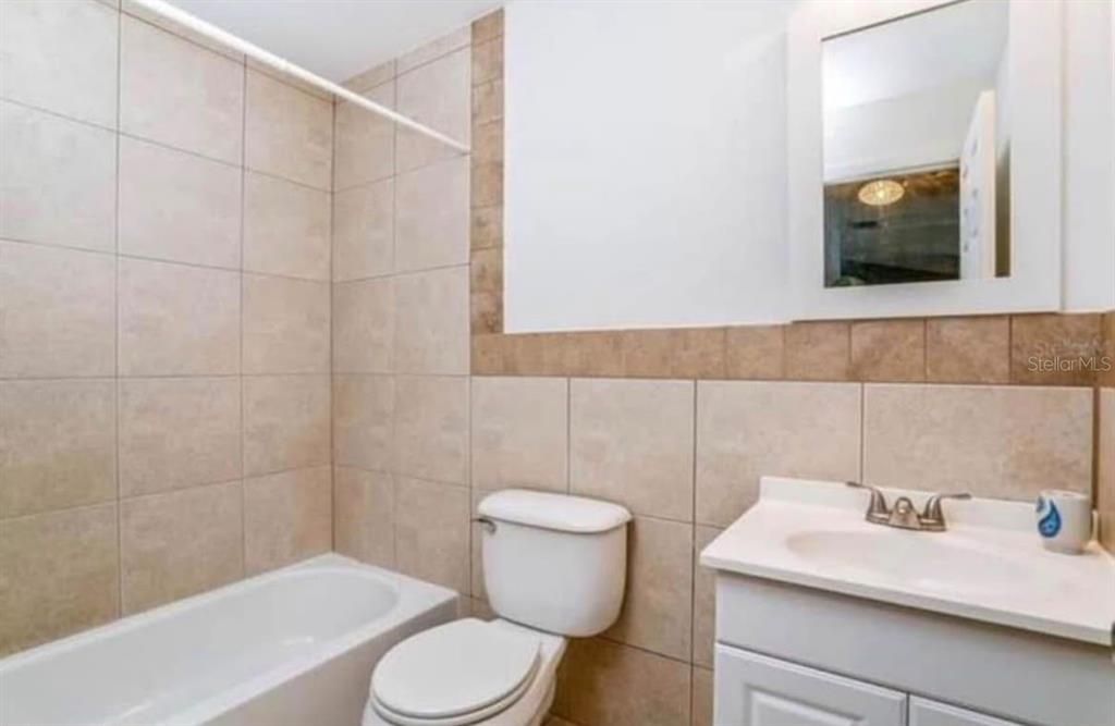 For Sale: $199,000 (2 beds, 2 baths, 1139 Square Feet)