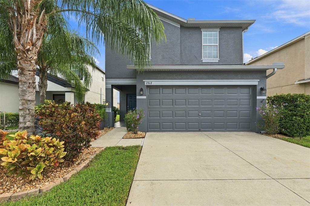 For Sale: $298,000 (4 beds, 2 baths, 1761 Square Feet)