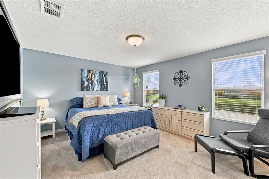 For Sale: $298,000 (4 beds, 2 baths, 1761 Square Feet)
