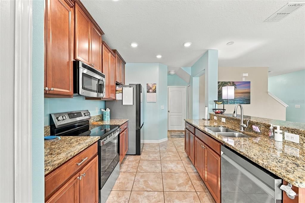 For Sale: $298,000 (4 beds, 2 baths, 1761 Square Feet)